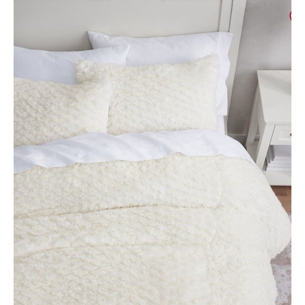 Pottery Barn Teen Cloud Faux Fur Twin Duvet Ivory